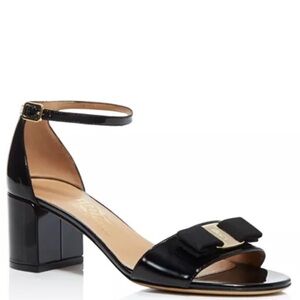 Ferragamo Women's Gavina Ankle Strap Block Heel Sandals Sz 9C